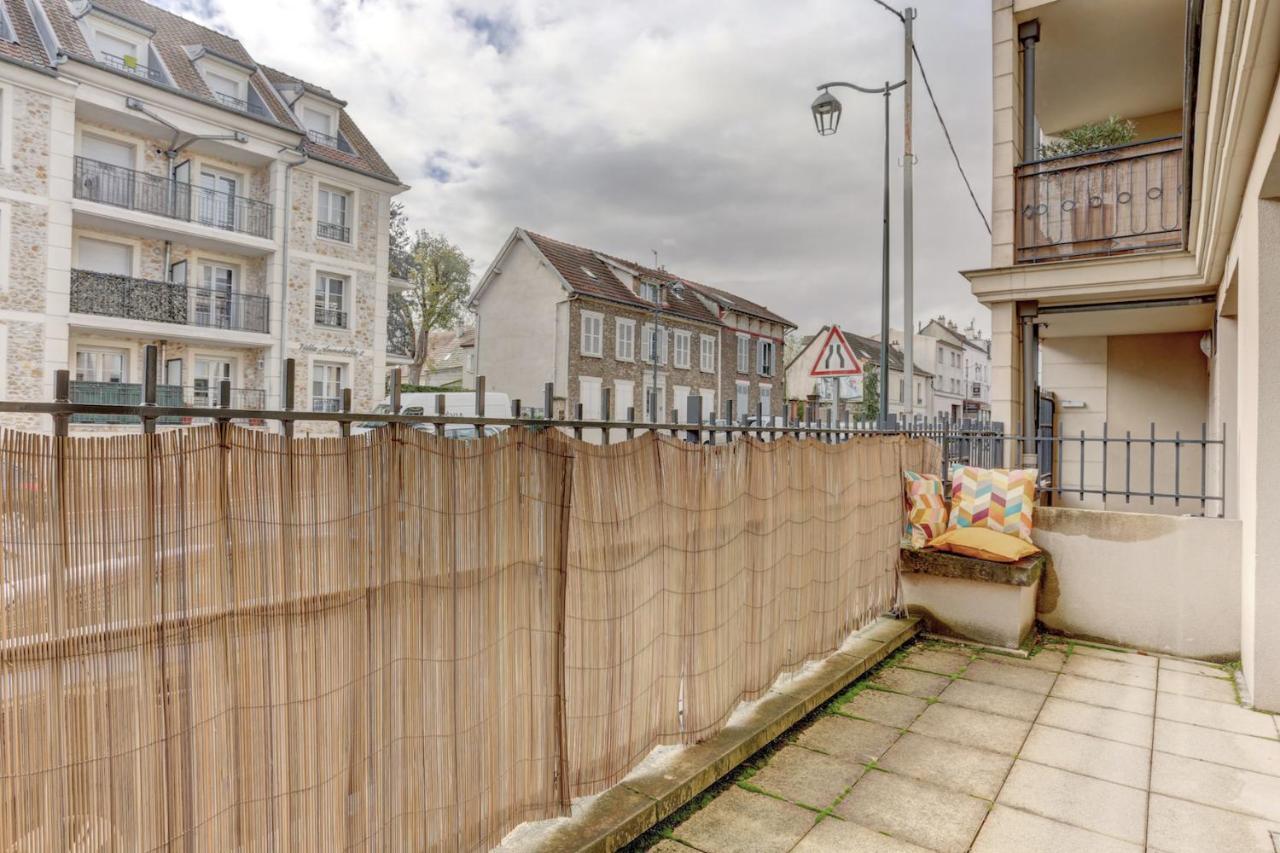 Le Curie - Saint Cyr Apartment Exterior photo
